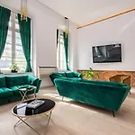 Dikul Market Square 3* Wroclaw