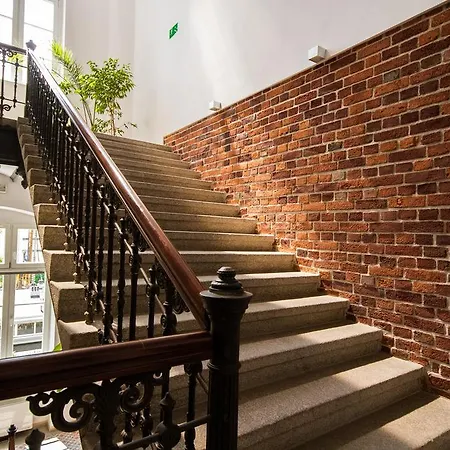 Dikul Market Square 3* Вроцлав