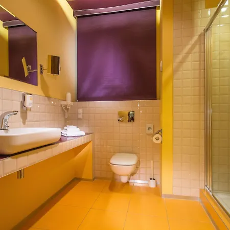 Dikul Market Square Отель Вроцлав