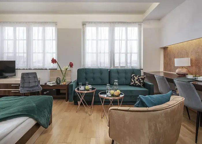 Dikul Market Square Ξενοδοχείο 3*