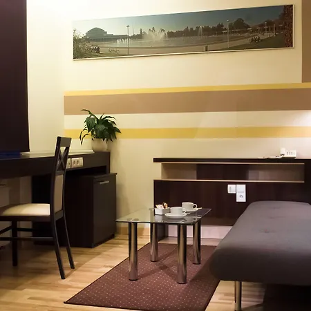 Dikul Market Square 3* Wroclaw