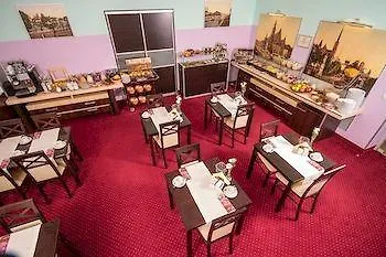 ホテル Dikul Market Square 3*